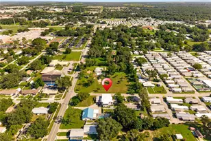 6106 12th St, Zephyrhills, FL 33542 - Photo 10