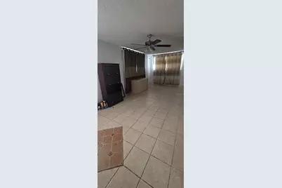 8202 Dahlia Avenue, Tampa, FL 33619 - Photo 6