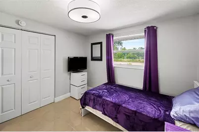 8911 113th Street, Seminole, FL 33772 - Photo 14