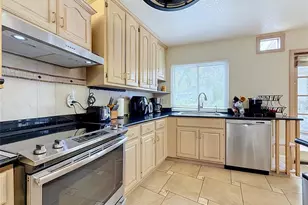 7542 Harborview Way, Seminole, FL 33776 - Photo 14
