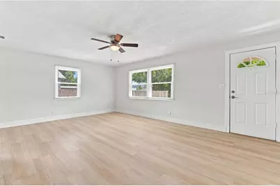 4115 Fairfield Avenue S, Saint Petersburg, FL 33711 - Photo 2