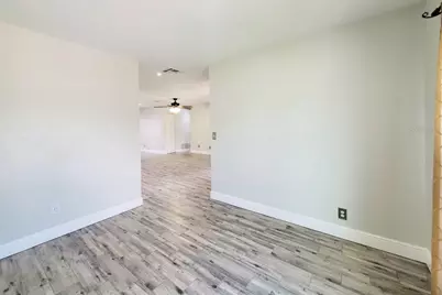 6832 Swain Avenue, Tampa, FL 33625 - Photo 8