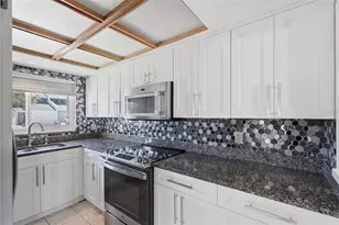 5824 Idle Forest Pl, Tampa, FL 33614 - Photo 6