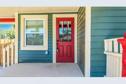 1435 Prescott Street S, Saint Petersburg, FL 33712 - Photo 2
