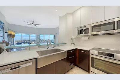 449 S 12th Street #1403, Tampa, FL 33602 - Photo 10