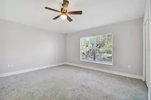 3430 High Hampton Cir, Tampa, FL 33610 - Photo 10