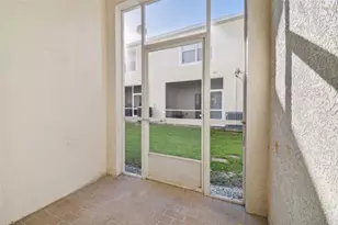 3430 High Hampton Cir, Tampa, FL 33610 - Photo 34
