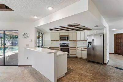 2715 Laurel Oak Drive, Plant City, FL 33566 - Photo 12
