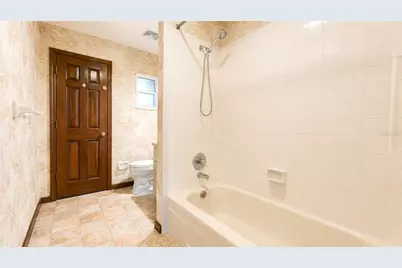 35025 Raintree Dr, Fruitland Park, FL 34731 - Photo 34
