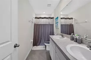 33046 Major Oak Dr, Wesley Chapel, FL 33545 - Photo 16