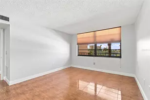 7700 Sun Island Dr S, South Pasadena, FL 33707 - Photo 26