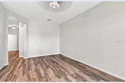 9904 Venetian River Way, Tampa, FL 33619 - Photo 20
