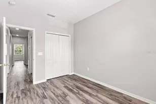 9904 Venetian River Way, Tampa, FL 33619 - Photo 48