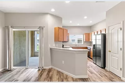 9904 Venetian River Way, Tampa, FL 33619 - Photo 2