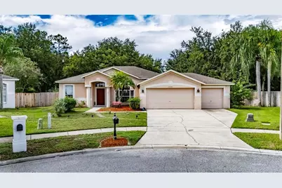 22240 Willow Lakes Drive, Lutz, FL 33549 - Photo 2