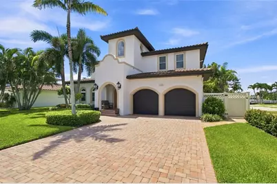 11220 8th Street E, Treasure Island, FL 33706 - Photo 6