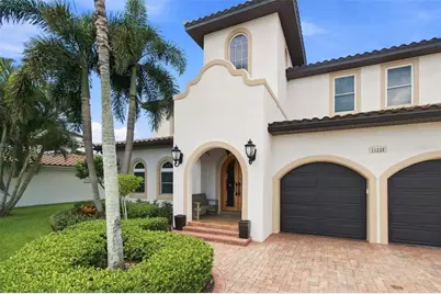 11220 8th Street E, Treasure Island, FL 33706 - Photo 8