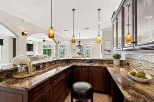 11220 8th St E, Treasure Island, FL 33706 - Photo 18