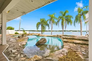 11609 Carrollwood Dr, Tampa, FL 33618 - Photo 14