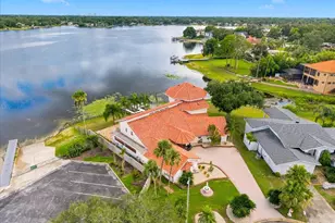 11609 Carrollwood Dr, Tampa, FL 33618 - Photo 6