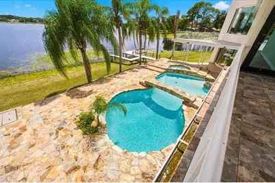 11609 Carrollwood Drive, Tampa, FL 33618 - Photo 18
