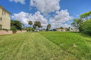 West Port Sub, Port Richey, FL 34668 - Photo 1