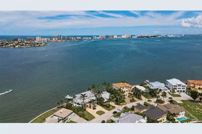 52 N Pine Circle, Belleair, FL 33756 - Photo 6