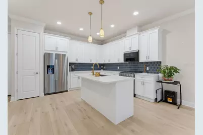 2525 Mario Way, Clearwater, FL 33761 - Photo 14