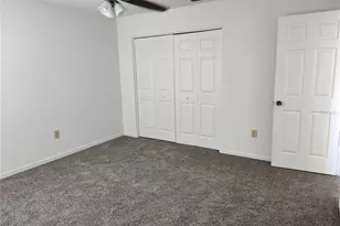 27536 Breakers Dr, Wesley Chapel, FL 33544 - Photo 10