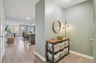 5228 New Friendship Pl, Tampa, FL 33619 - Photo 2
