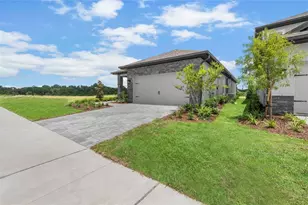 7701 Somersworth Dr, Kissimmee, FL 34747 - Photo 2