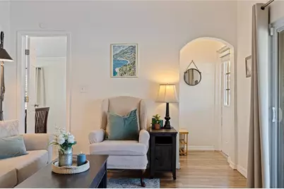 327 25th Street S, Saint Petersburg, FL 33712 - Photo 14