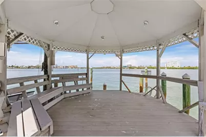 290 Bayside Drive, Clearwater Beach, FL 33767 - Photo 58