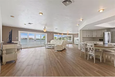 290 Bayside Drive, Clearwater Beach, FL 33767 - Photo 20