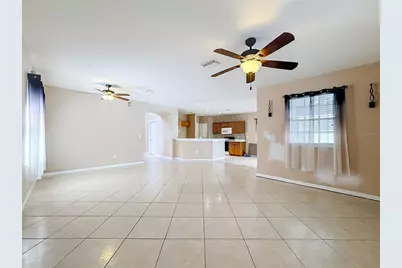 7931 Carriage Pointe Drive, Gibsonton, FL 33534 - Photo 12