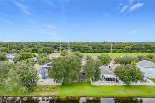 7931 Carriage Pointe Dr, Gibsonton, FL 33534 - Photo 58