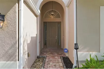 30608 Pecan Valley Loop, Wesley Chapel, FL 33543 - Photo 4