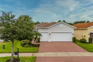 16126 Cedar Key Dr, Wimauma, FL 33598 - Photo 2