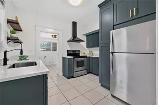 1102 E Chelsea St, Tampa, FL 33603 - Photo 12