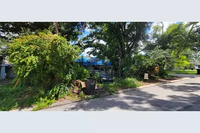 3819 16th Avenue S, Saint Petersburg, FL 33711 - Photo 2