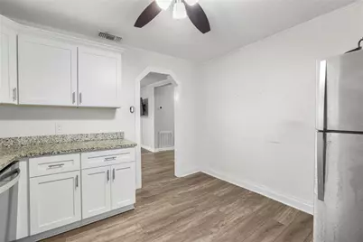 1717 W Mohawk Avenue, Tampa, FL 33603 - Photo 10