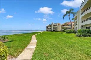 103 1st St E, Tierra Verde, FL 33715 - Photo 58