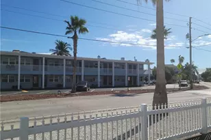8465 W Gulf Blvd, Treasure Island, FL 33706 - Photo 1