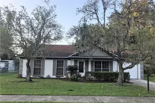 1001 Johnson Loop, Plant City, FL 33563 - Photo 1