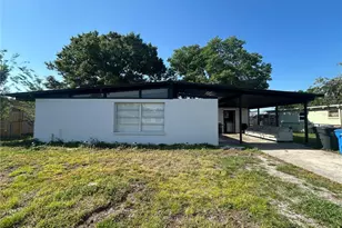 7615 Lavender Ln, Tampa, FL 33619 - Photo 1