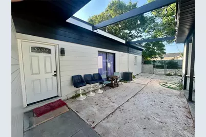 7615 Lavender Lane, Tampa, FL 33619 - Photo 4