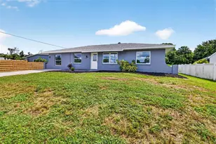 381 Grenada St, Port Charlotte, FL 33948 - Photo 4