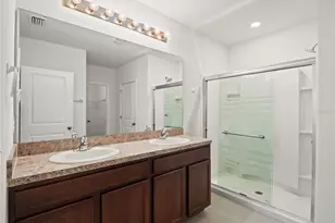 30480 Summer Sun Loop, Wesley Chapel, FL 33545 - Photo 38