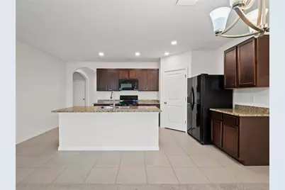 30480 Summer Sun Loop, Wesley Chapel, FL 33545 - Photo 10