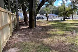 4409 Plum St, Zephyrhills, FL 33542 - Photo 12
